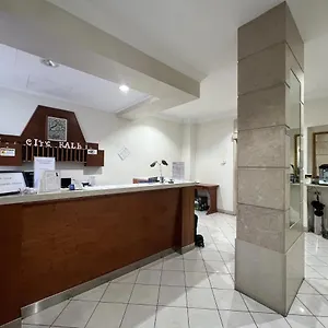 Pensión Hall